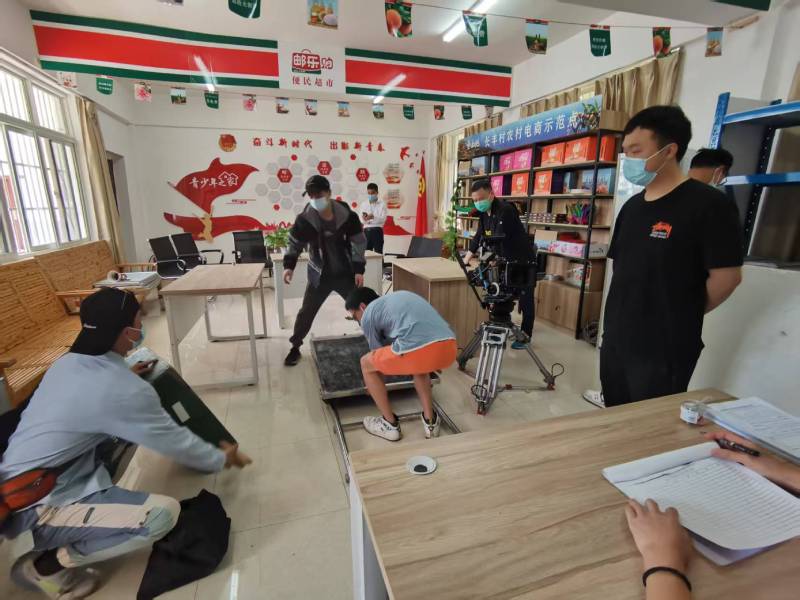 追星女孩心理学分析报告：博野县广告片拍摄公司揭秘饭圈应援式传播逻辑